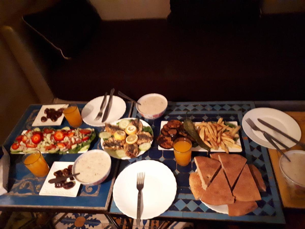 Riad Asrir Tiznit Luaran gambar