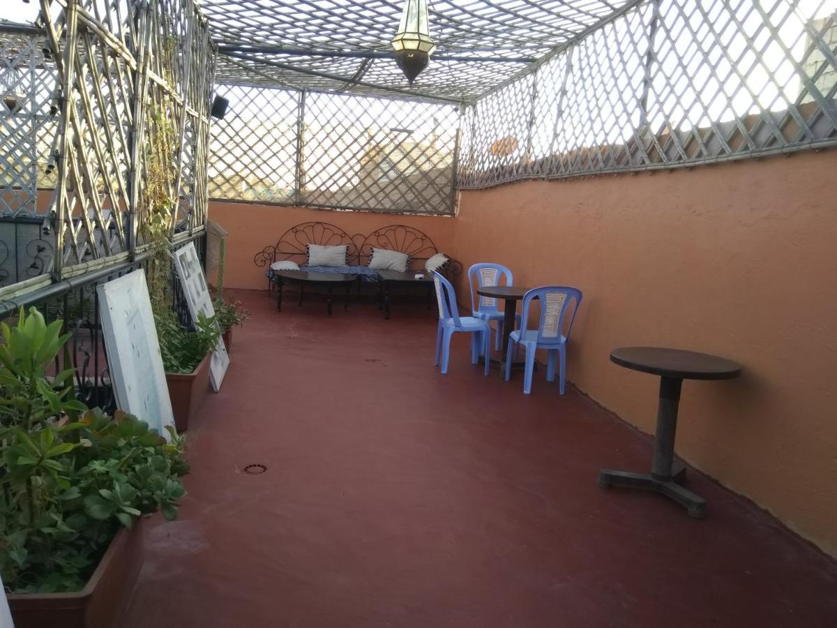 Riad Asrir Tiznit Luaran gambar