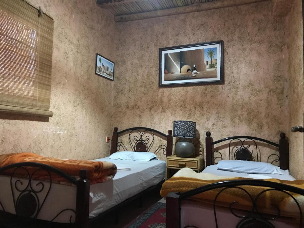 Riad Asrir Tiznit Luaran gambar