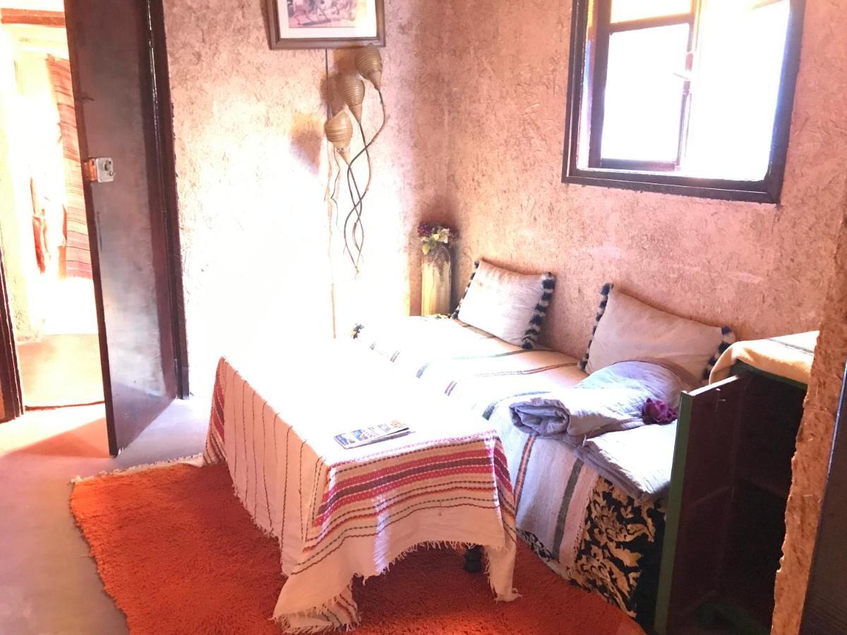 Riad Asrir Tiznit Luaran gambar
