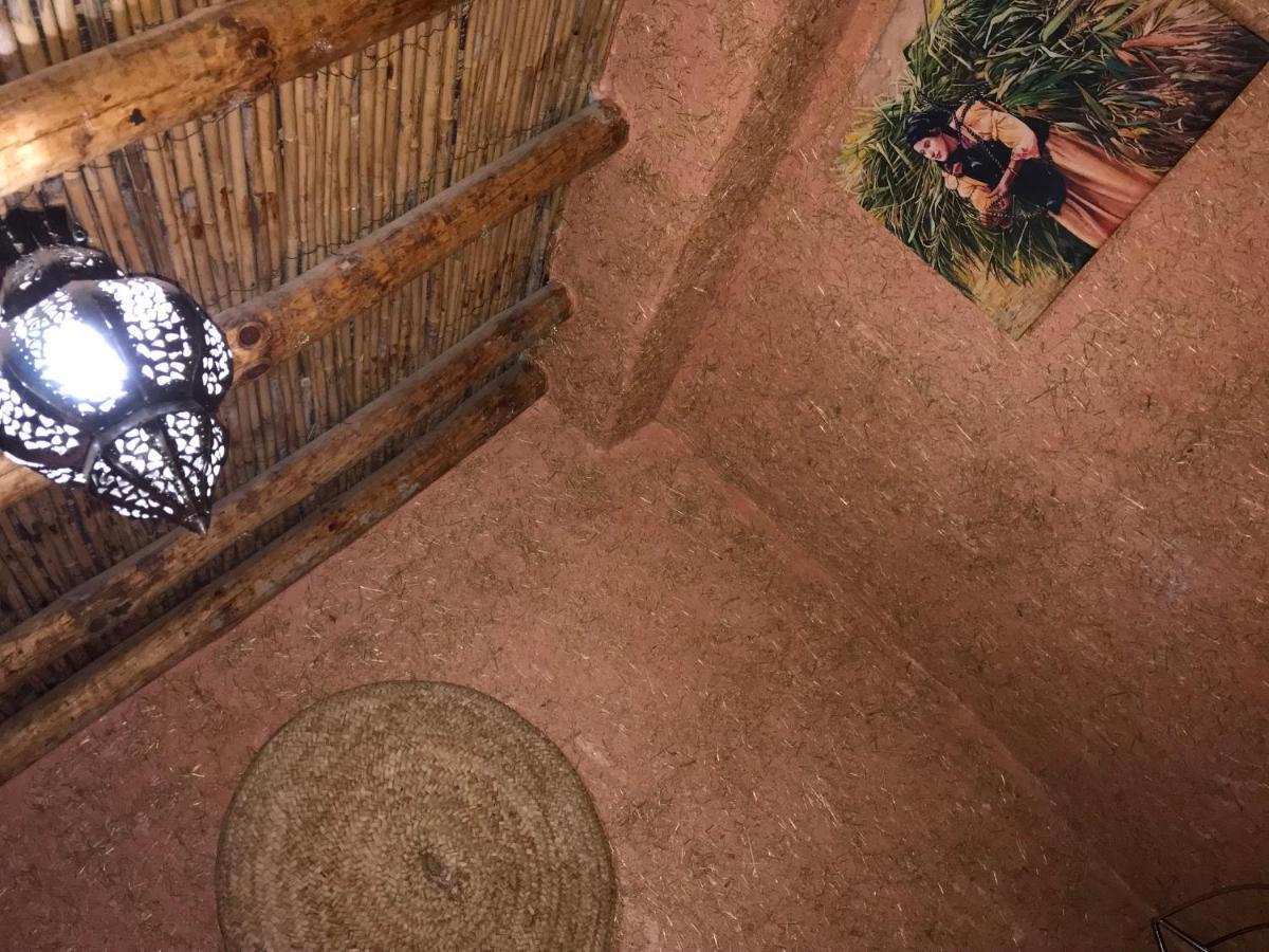 Riad Asrir Tiznit Luaran gambar