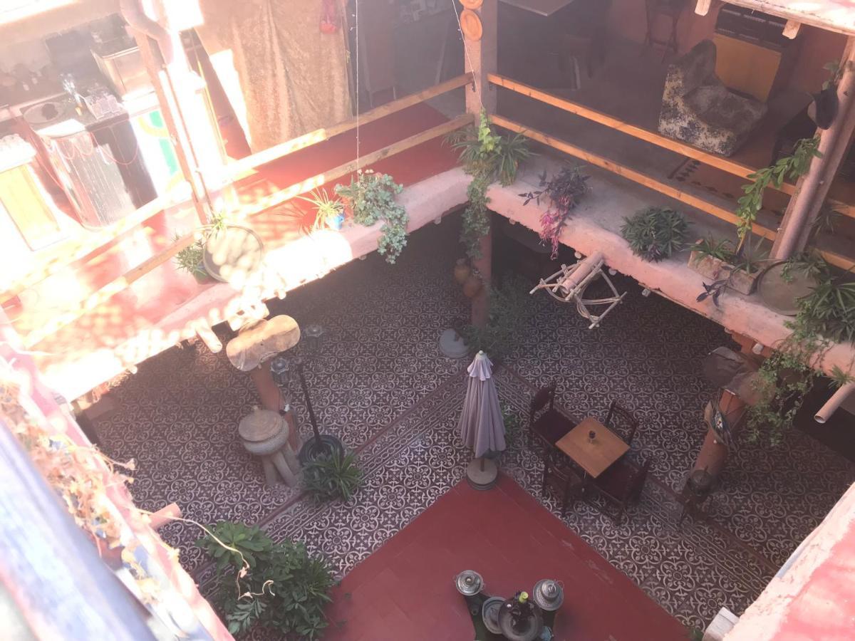 Riad Asrir Tiznit Luaran gambar
