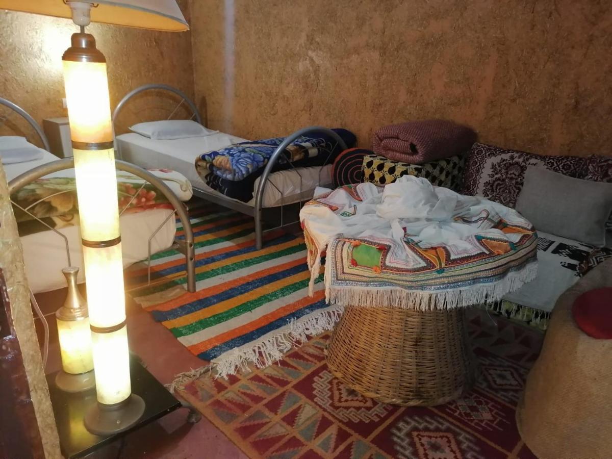 Riad Asrir Tiznit Luaran gambar